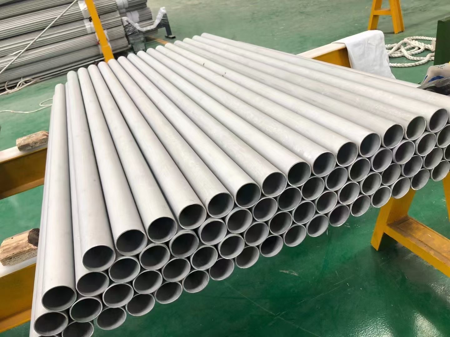 威海市316L不锈钢管304不锈钢管 - 方案